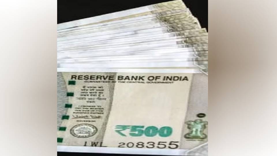 Muzaffarnagar: Two including former national level player arrested with fake notes, two absconding
