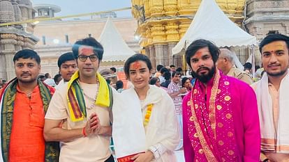 Actor Rajkumar Rao performed puja at Kashi Vishwanath Dham with his wife Patralekha