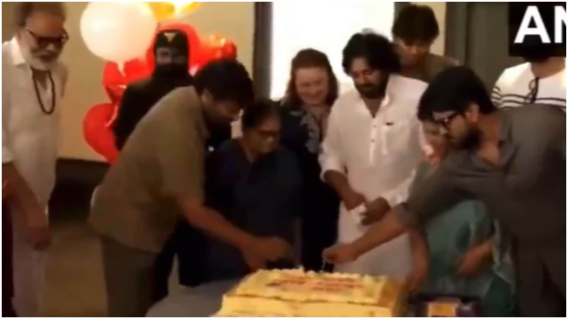 Actor Pawan Kalyan Family Wife Son Chiranjeevi Ram Charan Allu Arjun Varun Tej Disprj