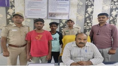 Abu Road: चलती ट्रेन में चोरियां करने वाले चोर पुलिस हिरासत में, नशे की लत को पूरा करने के लिए करते थे वारदात Abu Road: Thieves who committed theft in train are in police custody, used to steal to get intoxicated