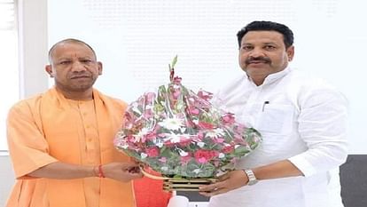 MP Anoo Pradhan meets CM Yogi