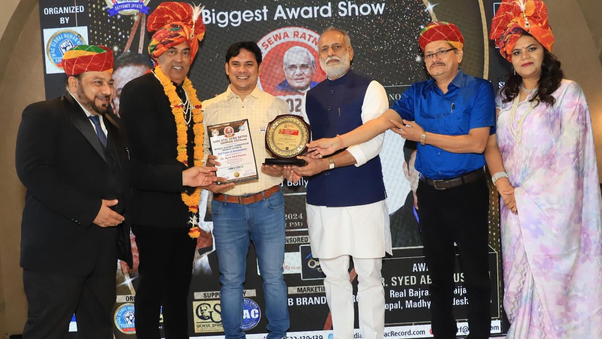 Real life's Bajrangi Bhaijaan got Atal Ratna service award
