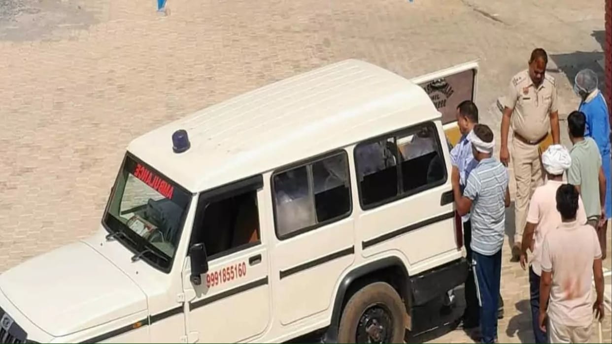 Haryana Accident: Speeding car overturned on 152-D in Jind, two youth died