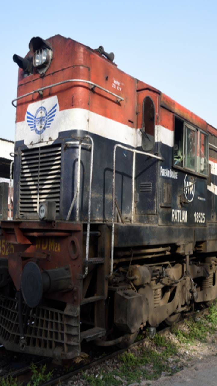 MP News: Mega block on Katni-Bina railway line many trains cancelled and many routes changed