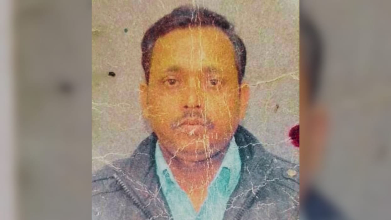 speeding car hit fruit vendor died on road in varanasi police is investigating CCTV