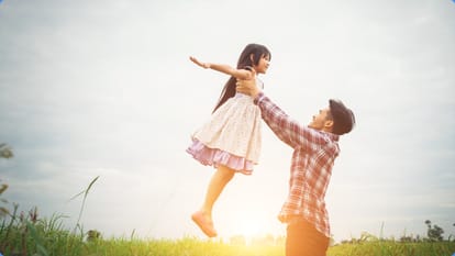Father's Day 2024 Inspiring story know The Importance of Father in life