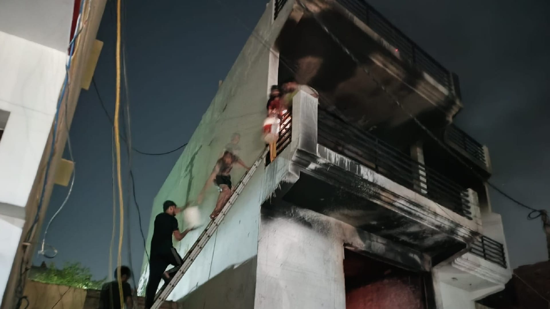 Fire caused by foam in parking contractor house in Loni Ghaziabad see photos of fire