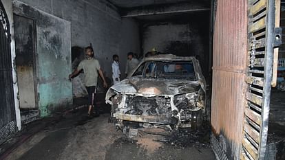 Fire breaks out in a house in Loni Ghaziabad see photos of fire