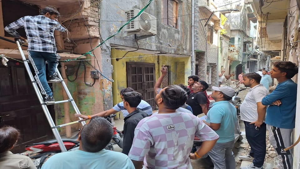 Action against those who steal electricity in haldwani