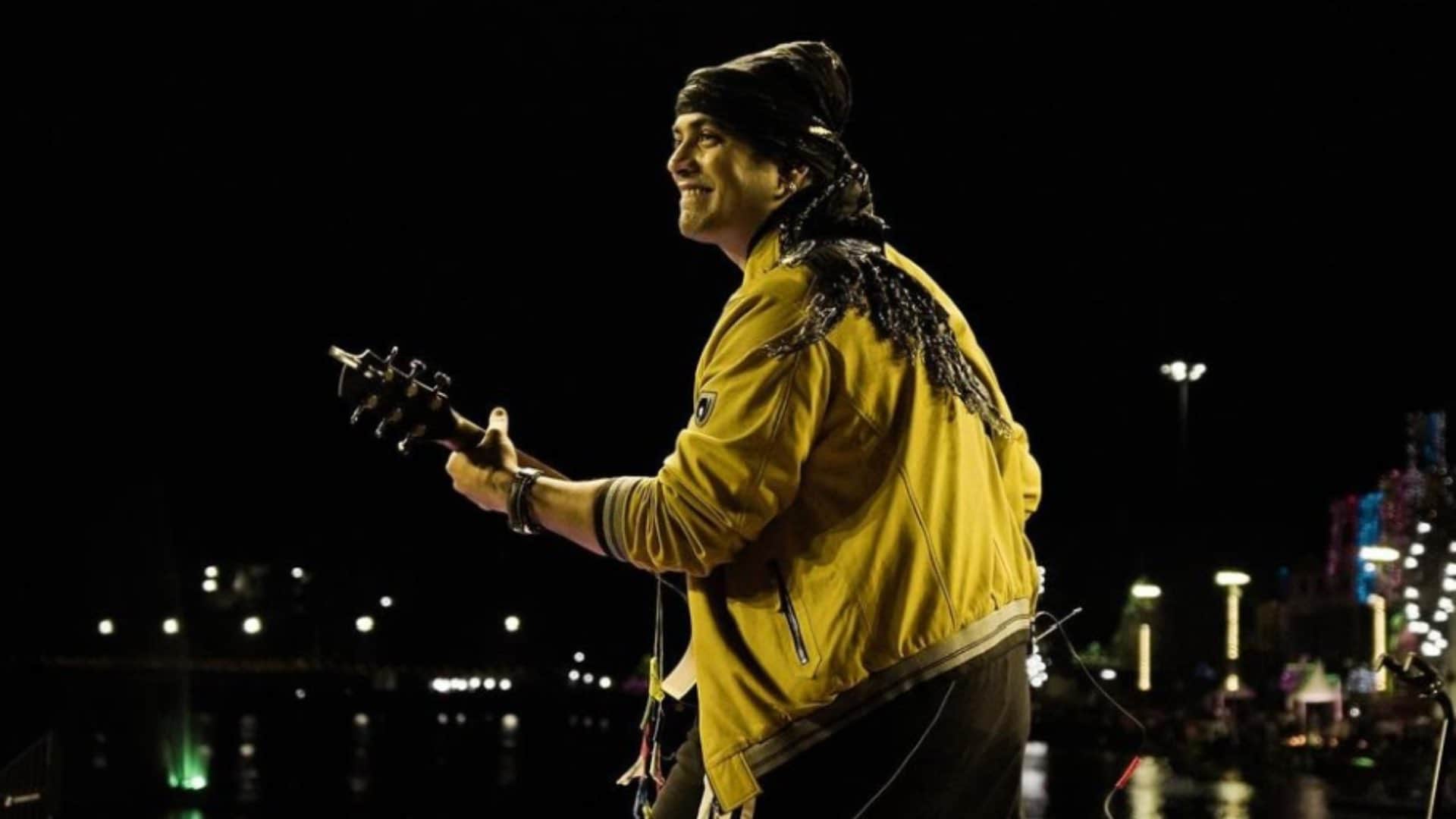 Singer Jubin Nautiyal celebrating his Birthday today click here to know lesser known facts about life