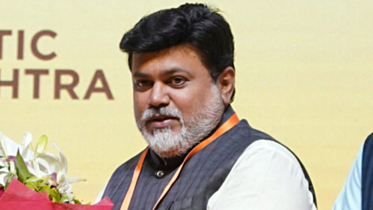 Mercedes Benz to make Rs 3,000 crore investment in Maharashtra: minister