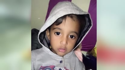 Mother cut her son with a shovel, burnt him alive with woods after he did not burn on a gas stove