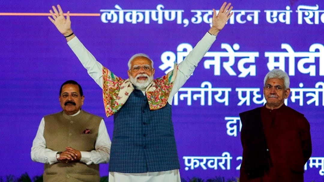PM Modi Kashmir Visit : Prime Minister narendra Modi likely to visit srinagar on yoga day june 21