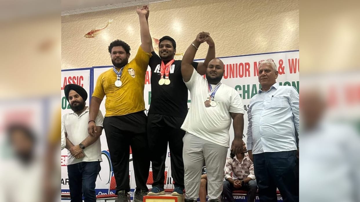 Sports News Divyanshu anand eats milk eggs and chicken every day won three medals classic power lifting