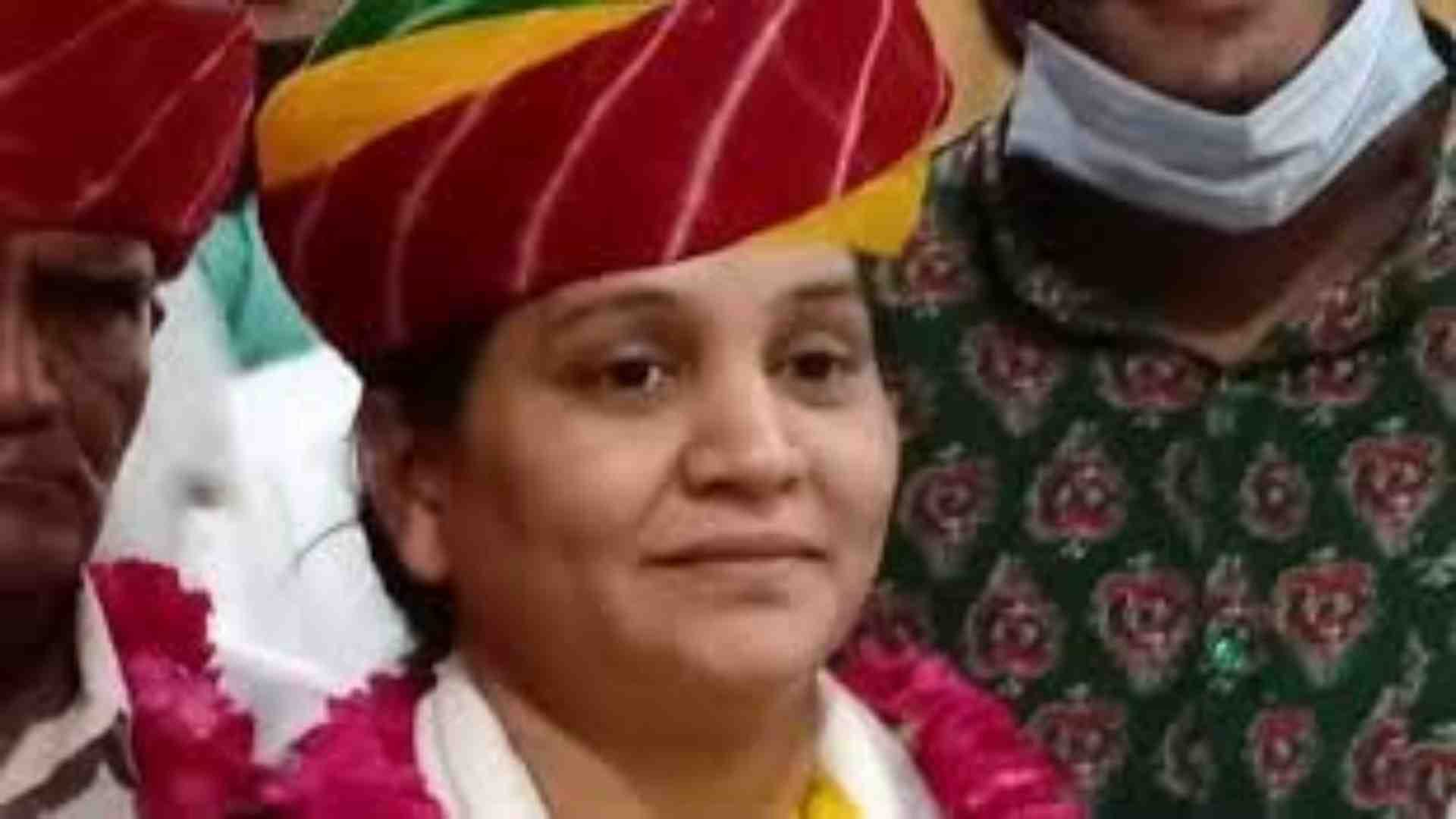आशा कंडारा।