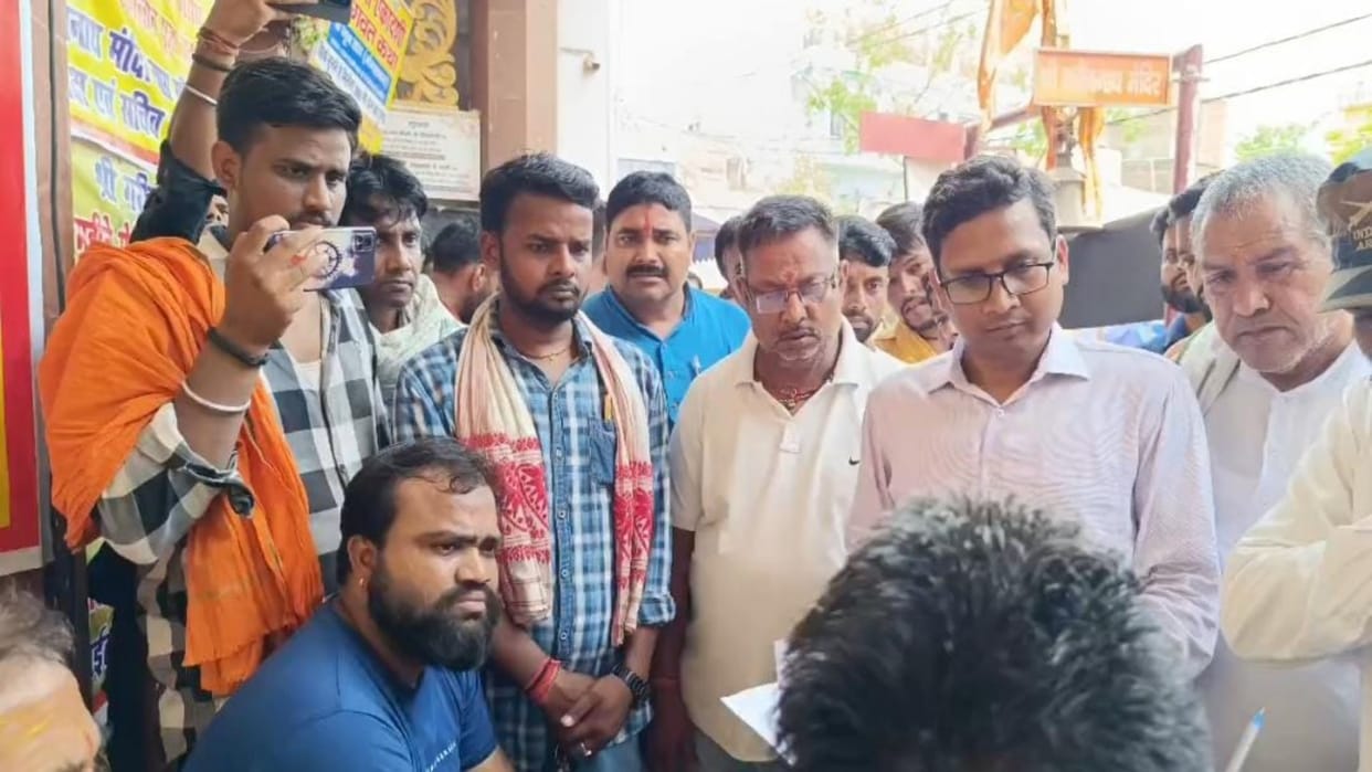 Baba Garibnath Dham Temple: protest of priests is becoming a hindrance in preparations for month of Sawan