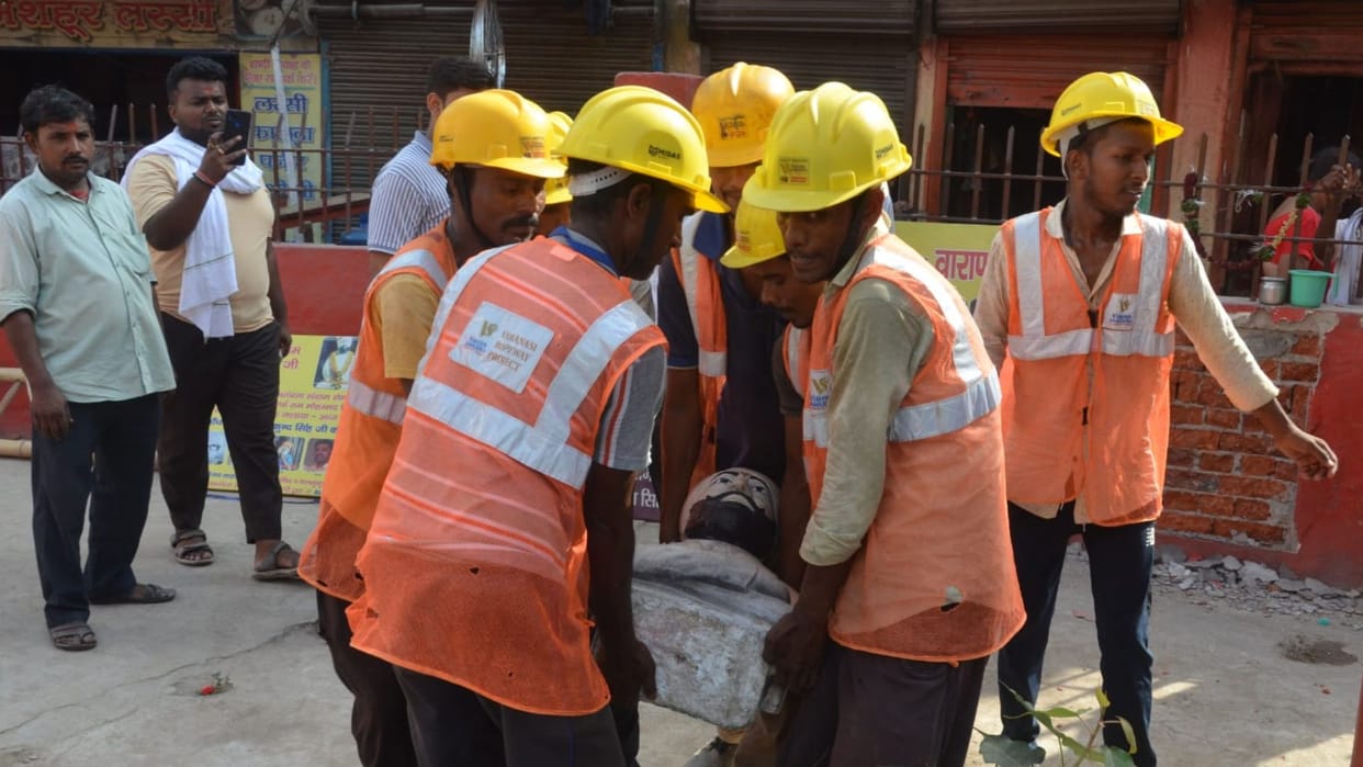 Statue of Shaheed Udham Singh removed from Godaulia Square in varanasi who installed since 1980