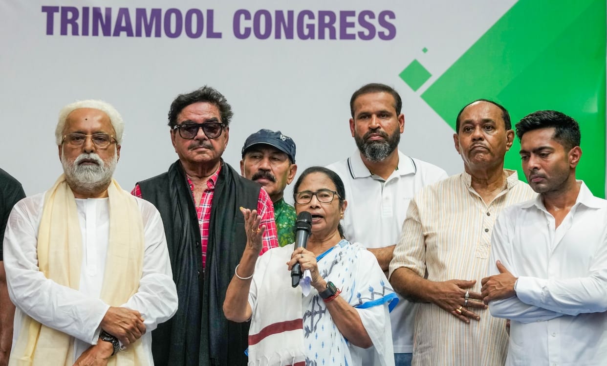 Abhishek Banerjee denies speculation of differences with Mamata Banerjee  CM attacks Election Commission