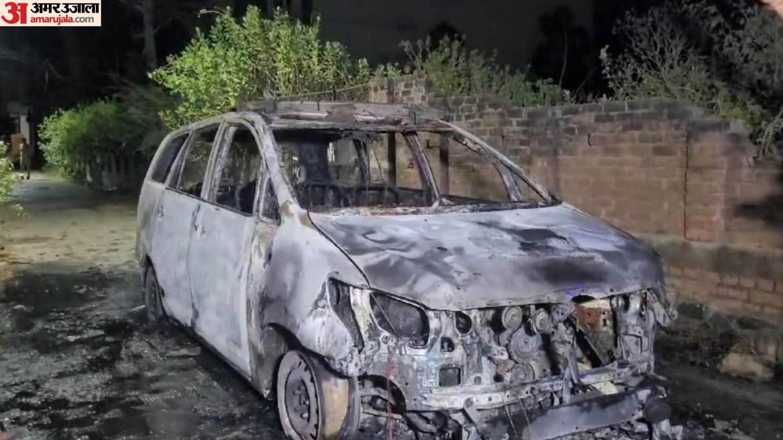 Constable fired bullets from a rifle from roof In Jhansi Says I will paint uniform with my blood see photos