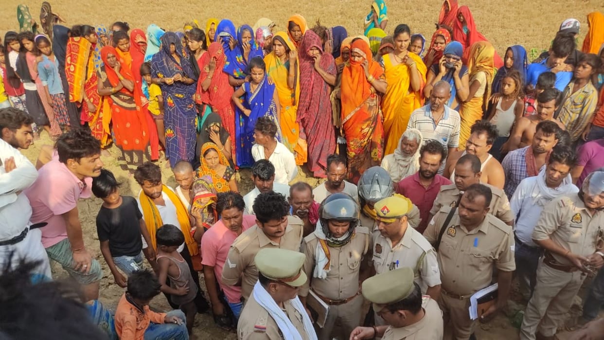 Married woman murdered by slitting throat in Mirzapur