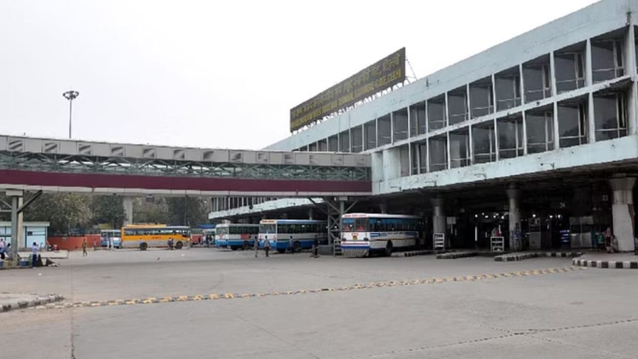Buses will not stop for more than 25 minutes at Delhi's ISBT