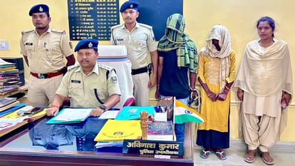 Love Affair: Wife called her lover, husband and others killed him by slitting his throat; two people arrested