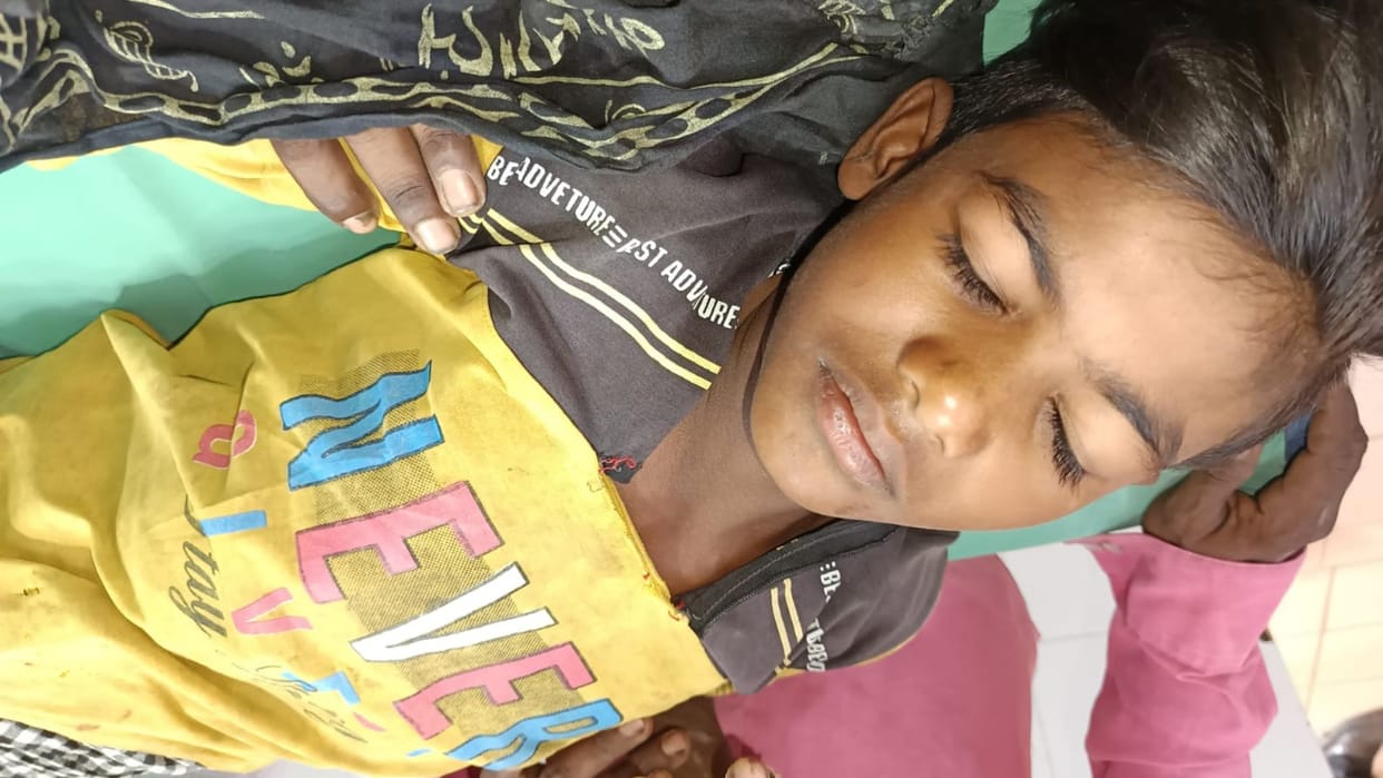 crocodile attack child injured by taking in mouth in Sonbhadra