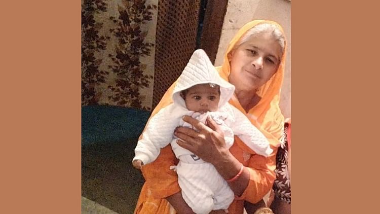 जमीन के विवाद में बहाया खून: सोनीपत में युवक ने ताई को ट्रैक्टर से कुचलकर मार डाला, ताऊ के बेटे पर किया हमला