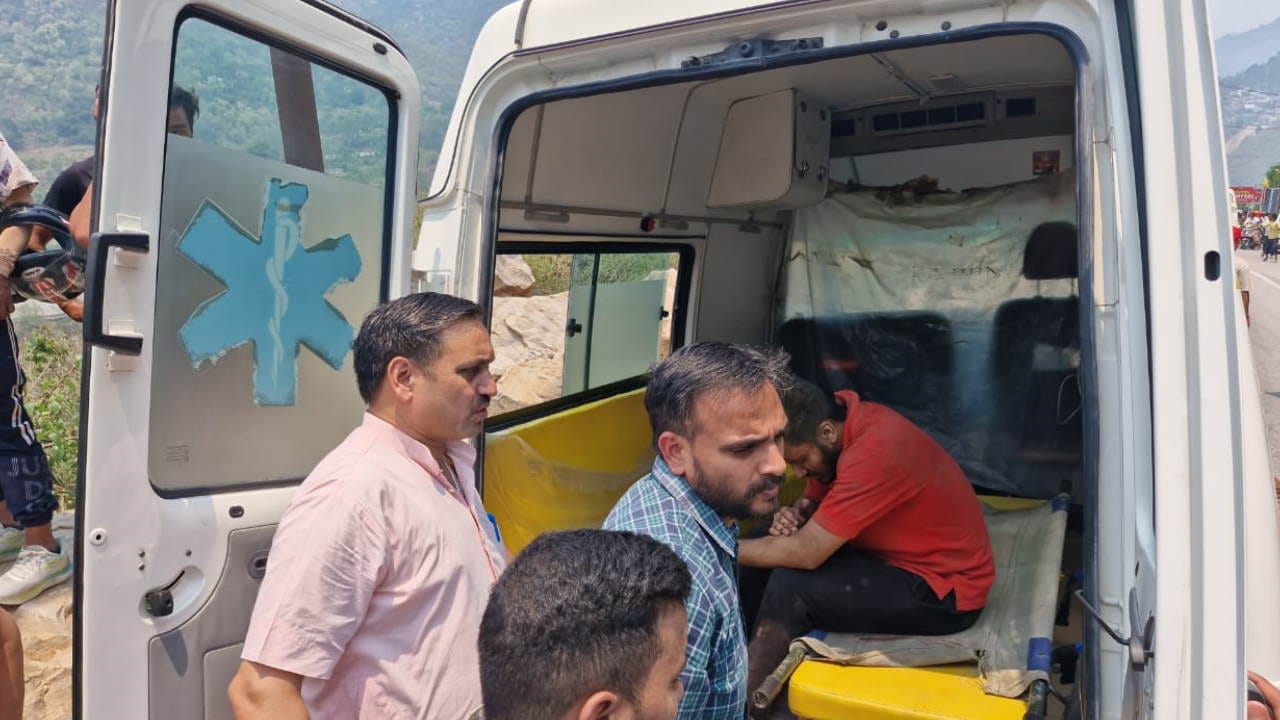 Rudraprayag accident Tempo travels fell into Alaknanda river Passengers Death injured Uttarakhand Watch Photos