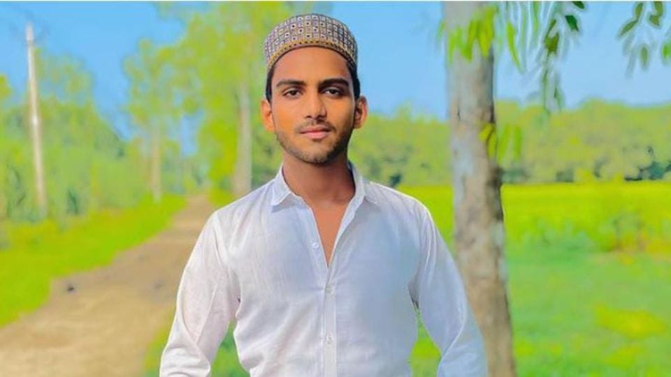Youth dies and three others injured in road accident in Garhmukteshwar