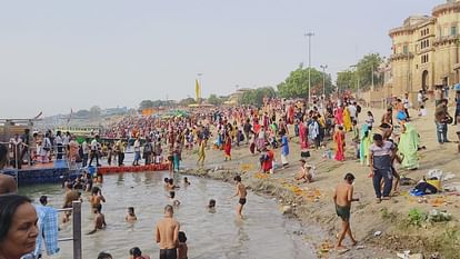 Ganga Dussehra 2024 Varanasi Photos Devotees Took Dip At Ganga Ghats Of Kashi