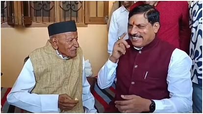 Joke between MP CM Mohan Yadav and his father Poonamchand Yadav on Father's Day in Ujjain