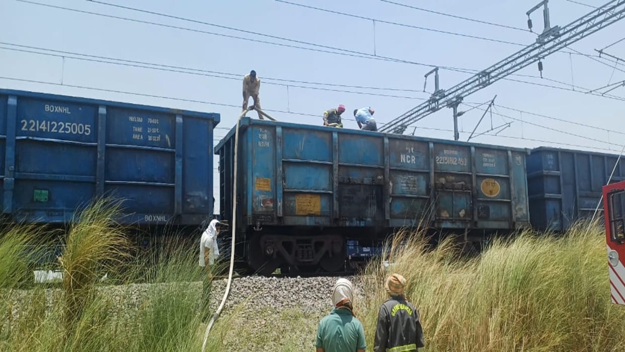 Fire broke out in a goods train going from Prayagraj loaded with coal to Kanpur, brought under control after t