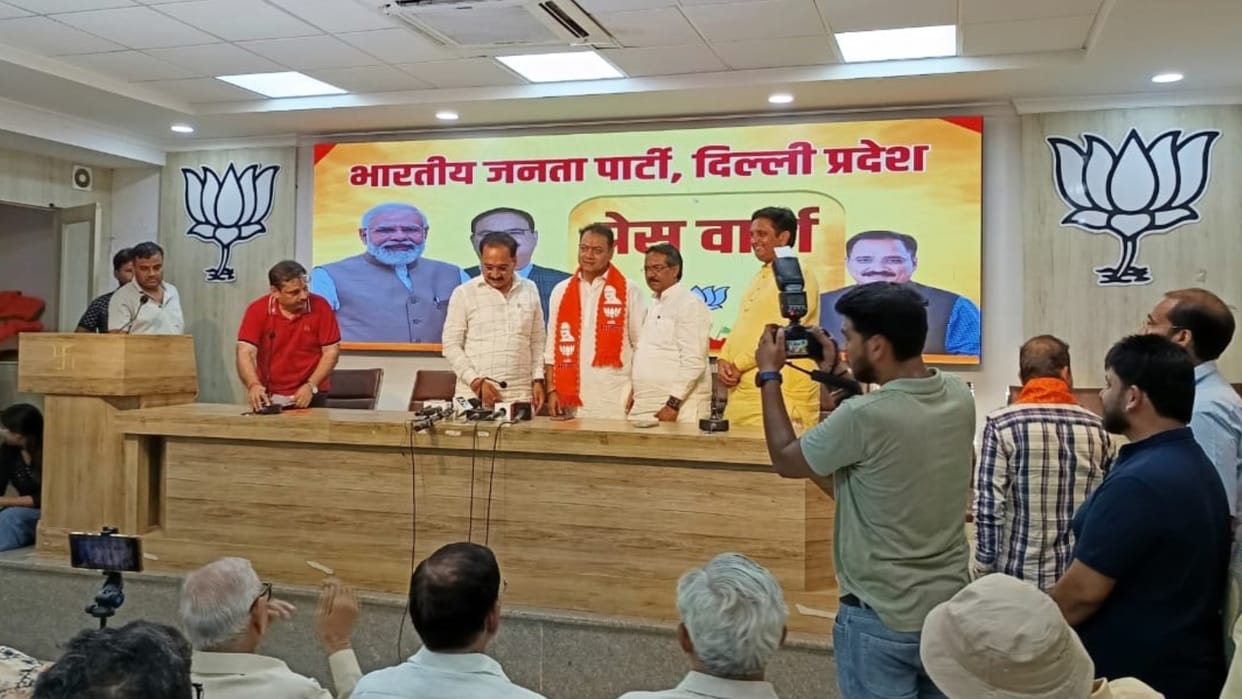 Arvind Kejriwal's aide Nitin Tyagi joins BJP, had opposed Aam Aadmi Party in the elections