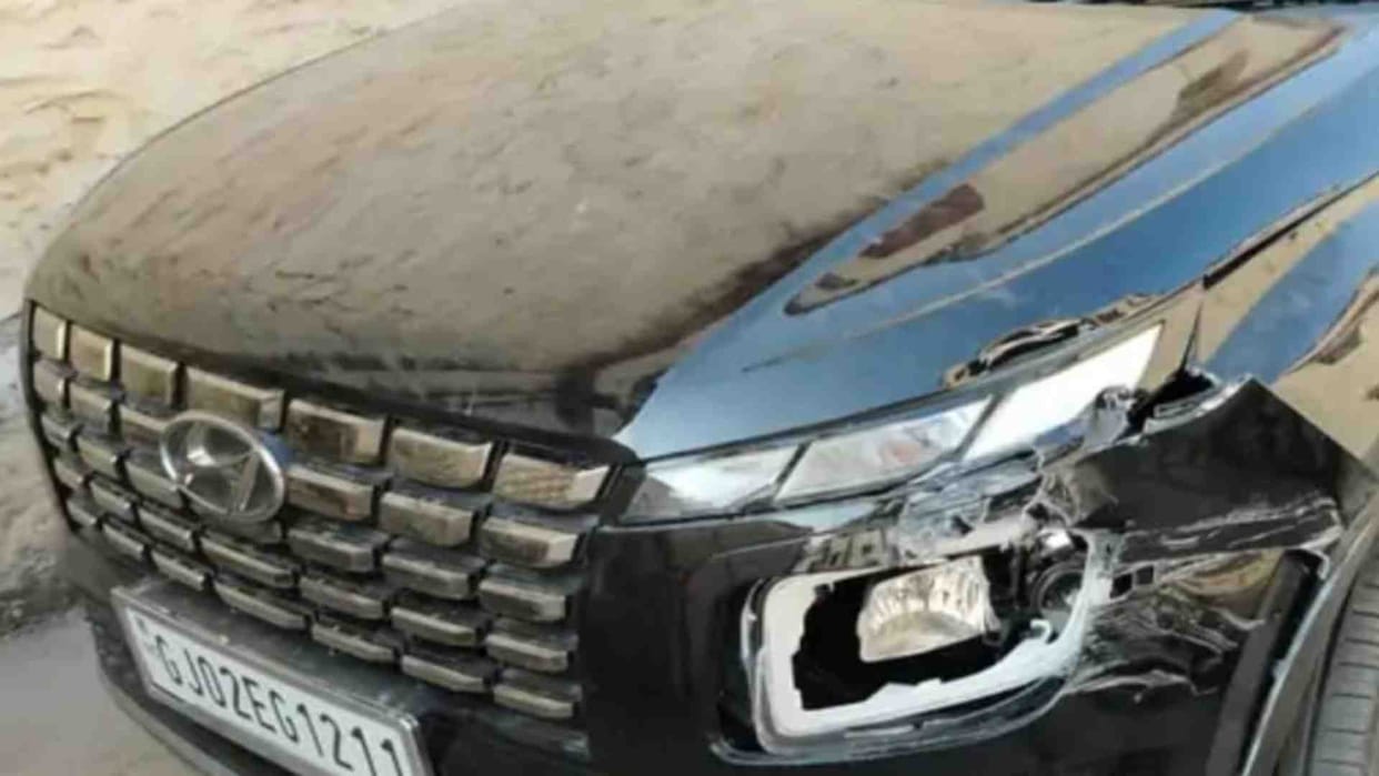 Sirohi News: A person travelling in a car died in an attack by a pickup driver