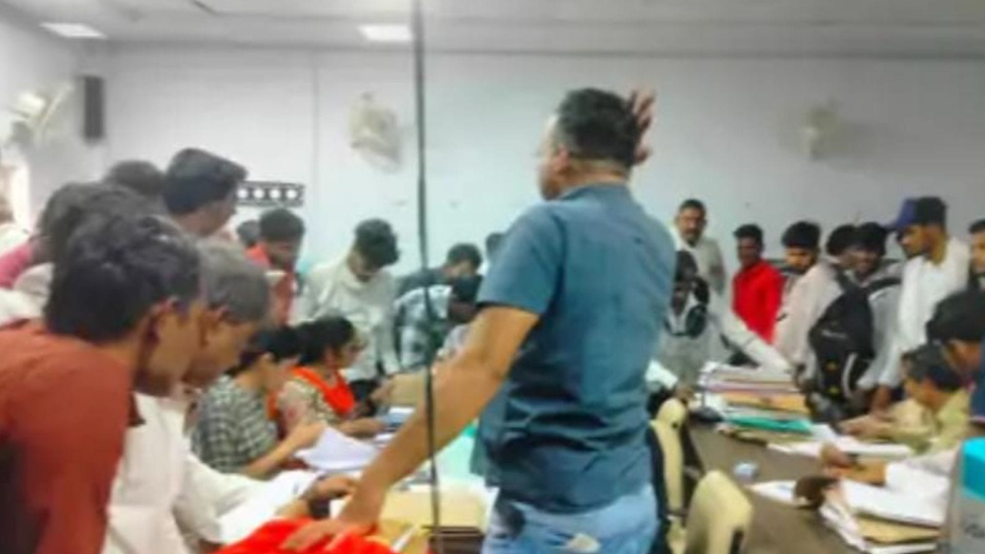 प्रशासन ने निरस्त किये आवेदन