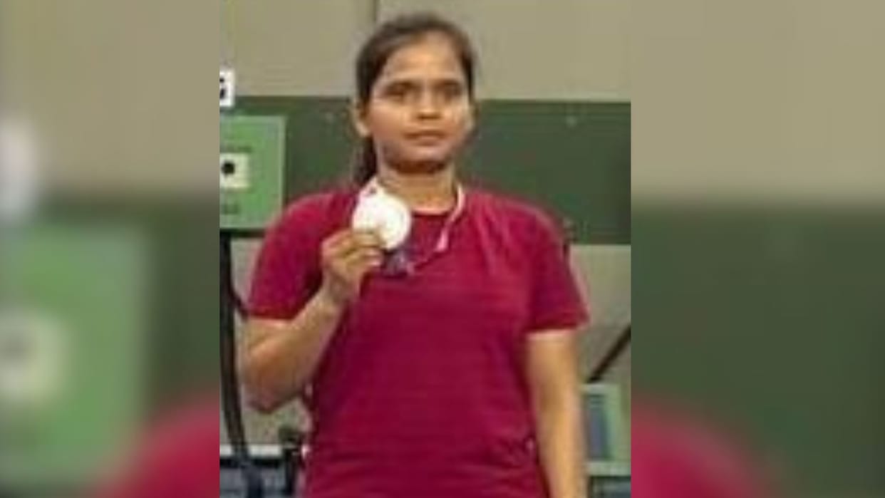 Shooter Priyanka working hard for six hours every day to cross the hurdle of the sixth round in game