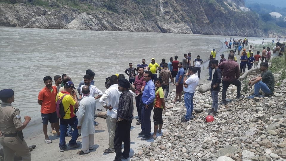 Rudraprayag Accident passenger and tourist vehicles Operation will be banned at night on the highway