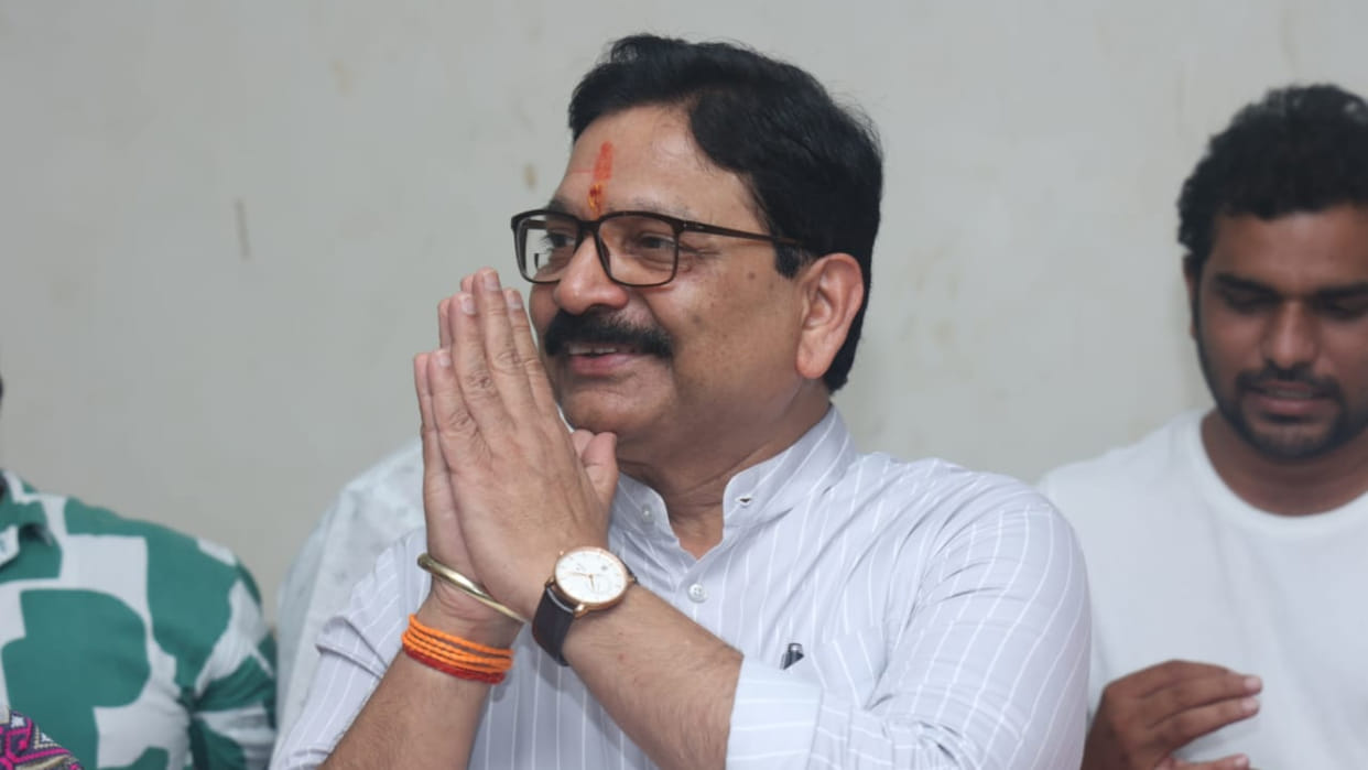 Poll Body's Press Note On Mobile Used "Unauthorisedly" At Mumbai Counting Centre