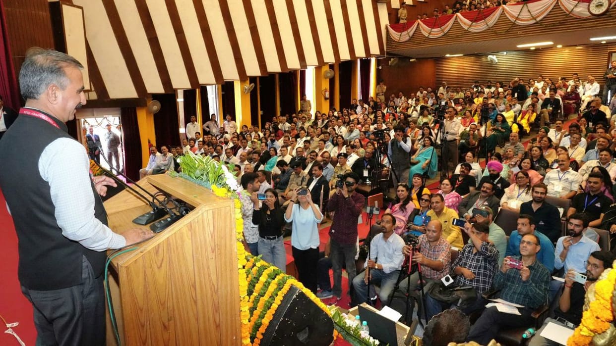 CM Sukhu In HPU Shimla CM said We will take a decision after considering the student union elections
