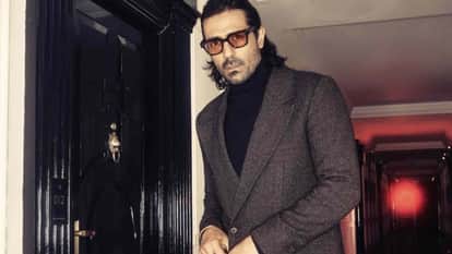 On Arjun Rampal Birthday Know How his Friendship with Shah Rukh Khan and Hrithik Roshan broke