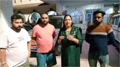 Bihar News : भाजपा नेत्री पर अपराधियों ने किया हमला, मैनेजर को भी पीटा Bihar News: Criminals attacked BJP leader and his manager. Bihar Police engaged in investigation
