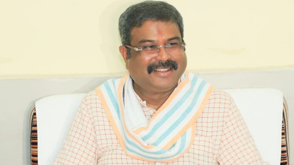 Pradhan assures Science admission for Class 11 Bihar girl forced by parents to study Arts; Read here
