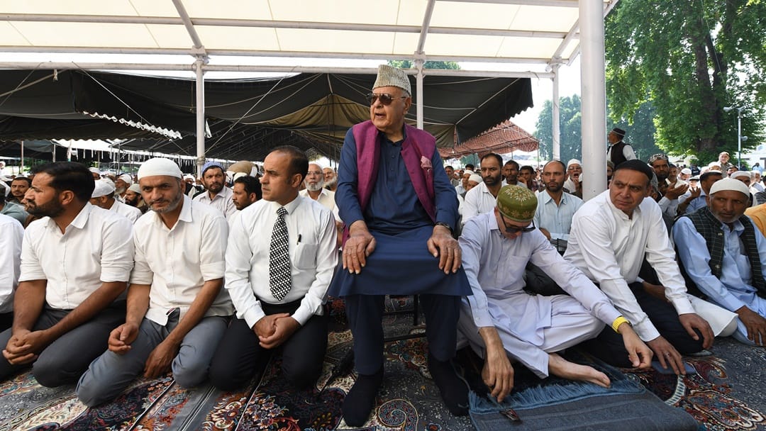 Eid 2024 : prayers offered Eid-ul-Adha celebrated across srinagar kashmir
