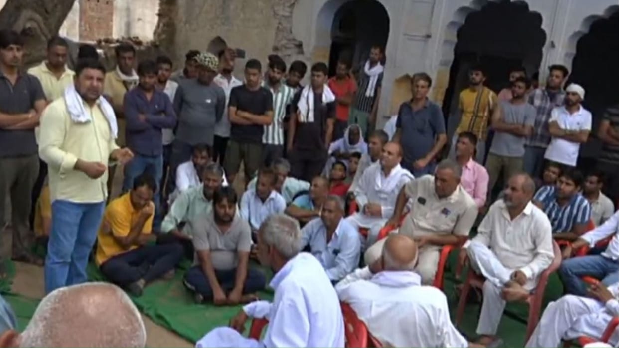 Narnaul: Love marriage dispute; Committee formed to create mutual brotherhood in Dholeda and Bigopur village