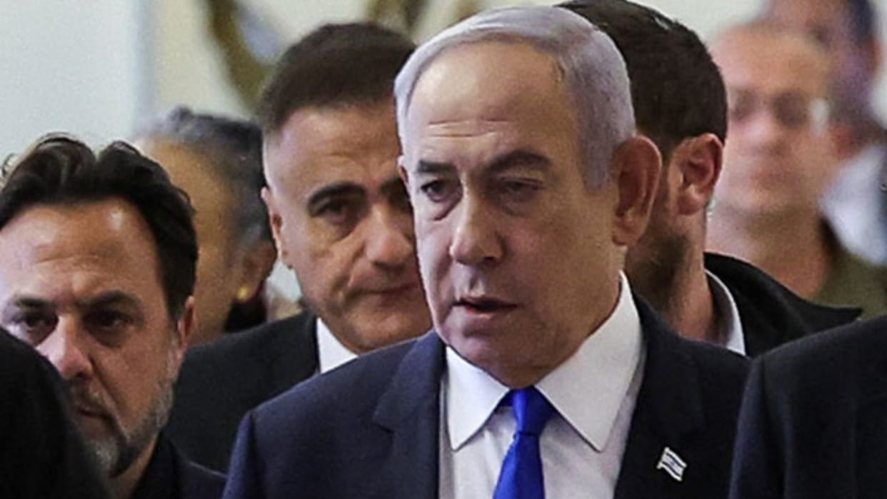 Israel PM Netanyahu dissolves war cabinet, two key cabinet ministers resign