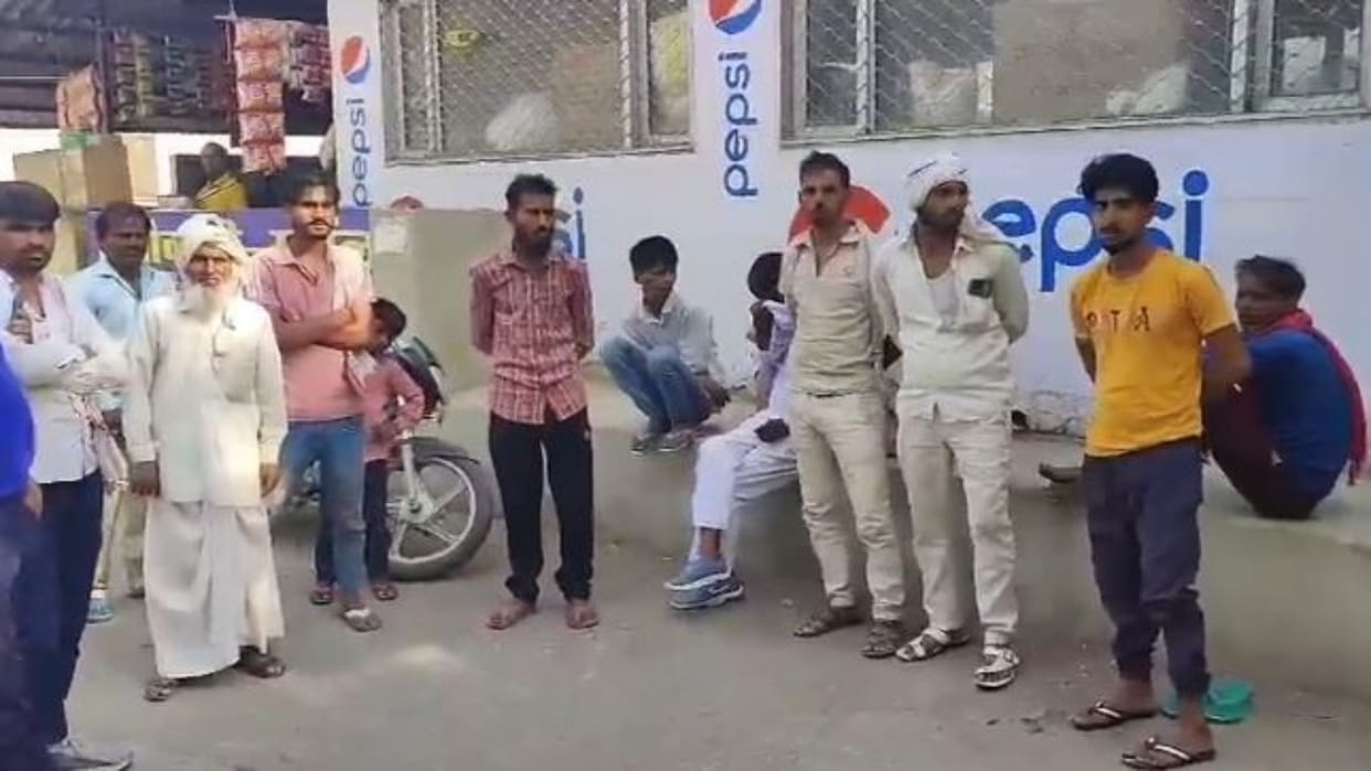 Alwar News: Brother who came to give Eid clothes to sister dies in road accident, festival turns into mourning