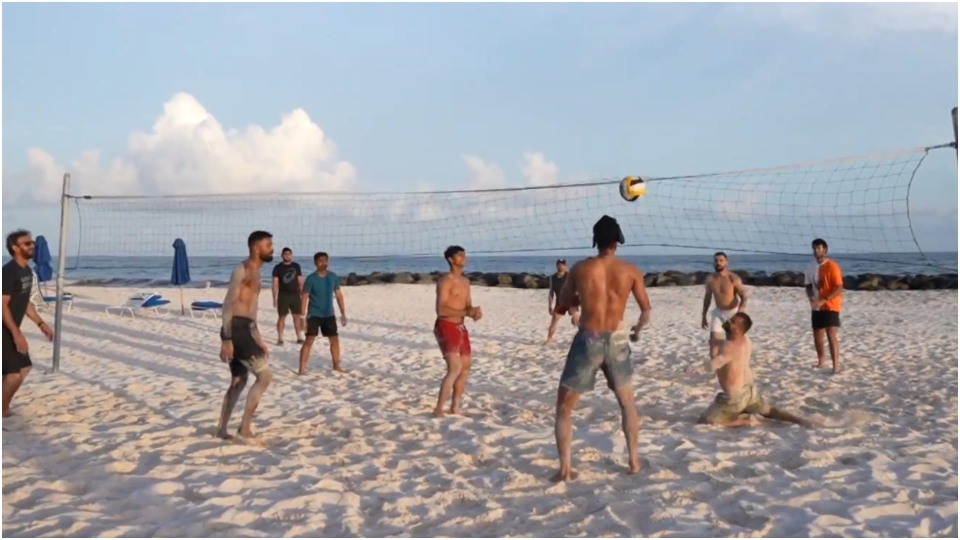 T20 World Cup: Indian team enjoying beach volleyball before Super-8 round, Kohli and Hardik playing see video