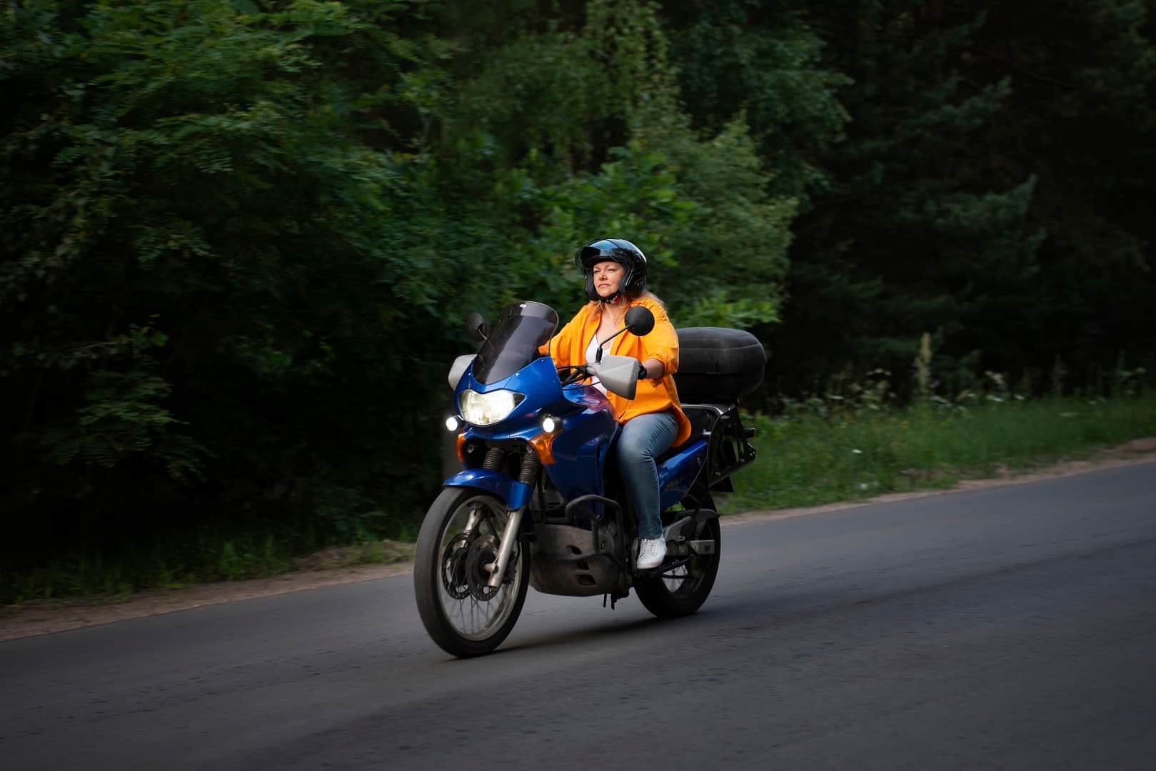 Tips For Girls Safety in hindi tips to deal with emergency situation at night