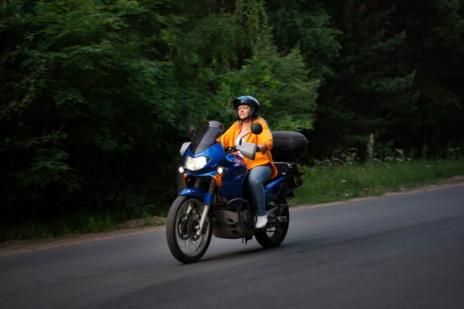 Tips For Girls Safety in hindi tips to deal with emergency situation at night